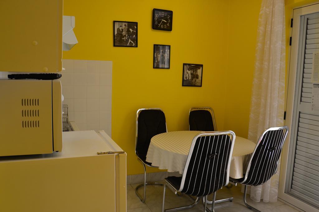Apartments Gareta グラダツ 部屋 写真